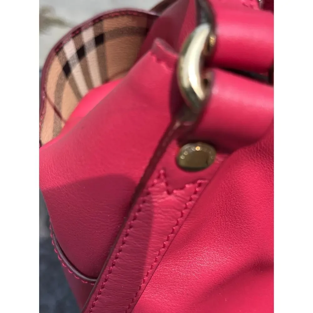 Vtg BURBERRY Red Leather Nova Check Strap Tote Bag Slouchy Hobo Shoulder Handbag